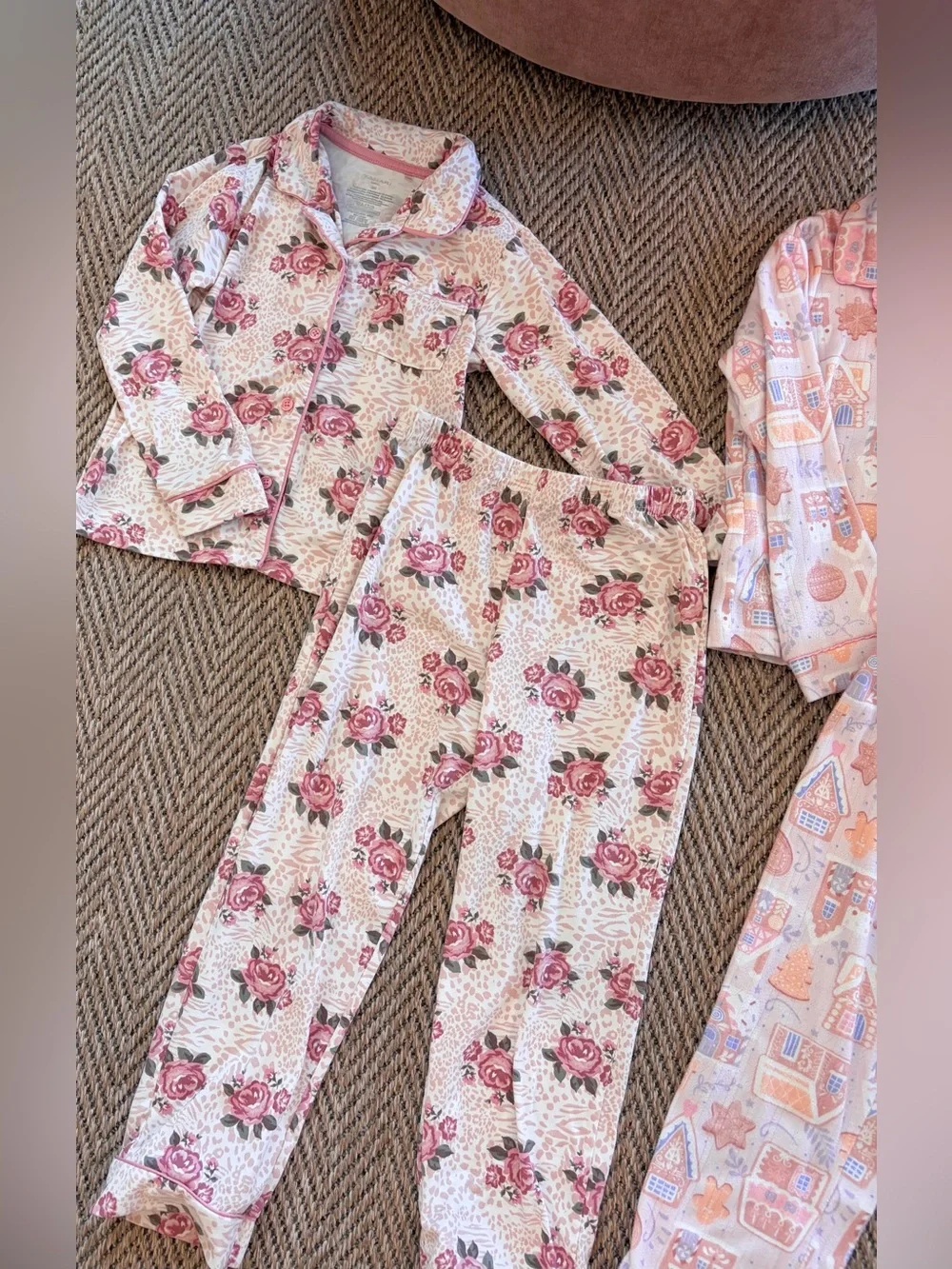 Tahari soft girls